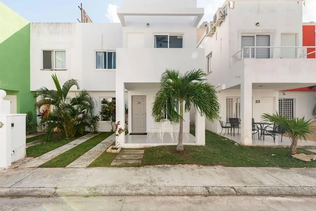 Casa Miamore - Family Getaway كانكون